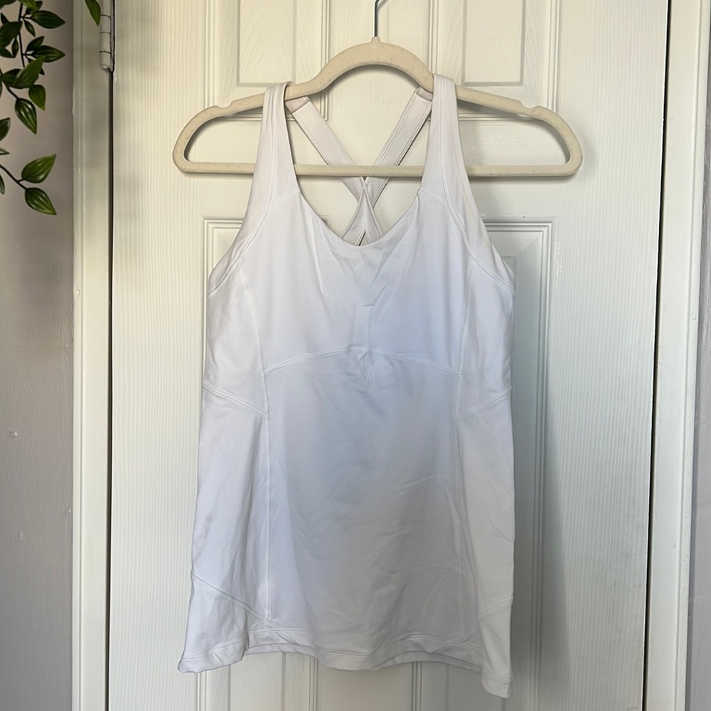 Lululemon workout tank